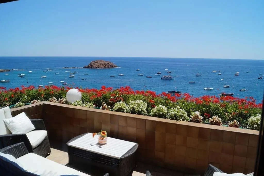 Exclusivo Duplex En Primera Linea En Tossa De Mar